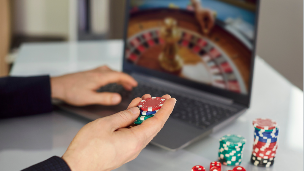 online casinos, evolution of online casinos, recent online casino trends, online gambling history, best online casinos, mobile online casinos, online casino innovation, live casino technology, secure online casino platforms, top online casino sites
